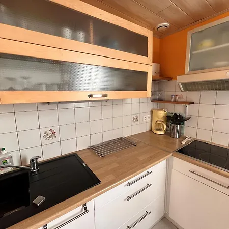 Maison Avec Cour, à 25m De La Plage, Proche Centre Et Commerces - Fr-1-197-573 Casa de Férias